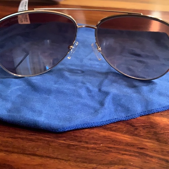 ?NWT MIchael Kors San Jose Tortoise Sunglasses? main image 4